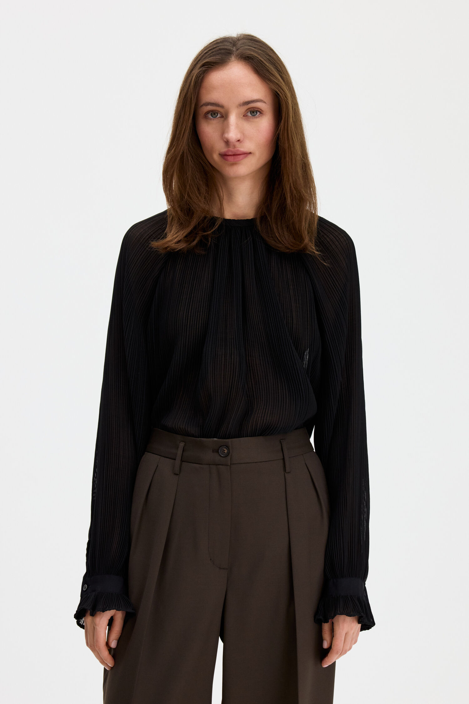 Pliss&eacute; Raglan Blouse