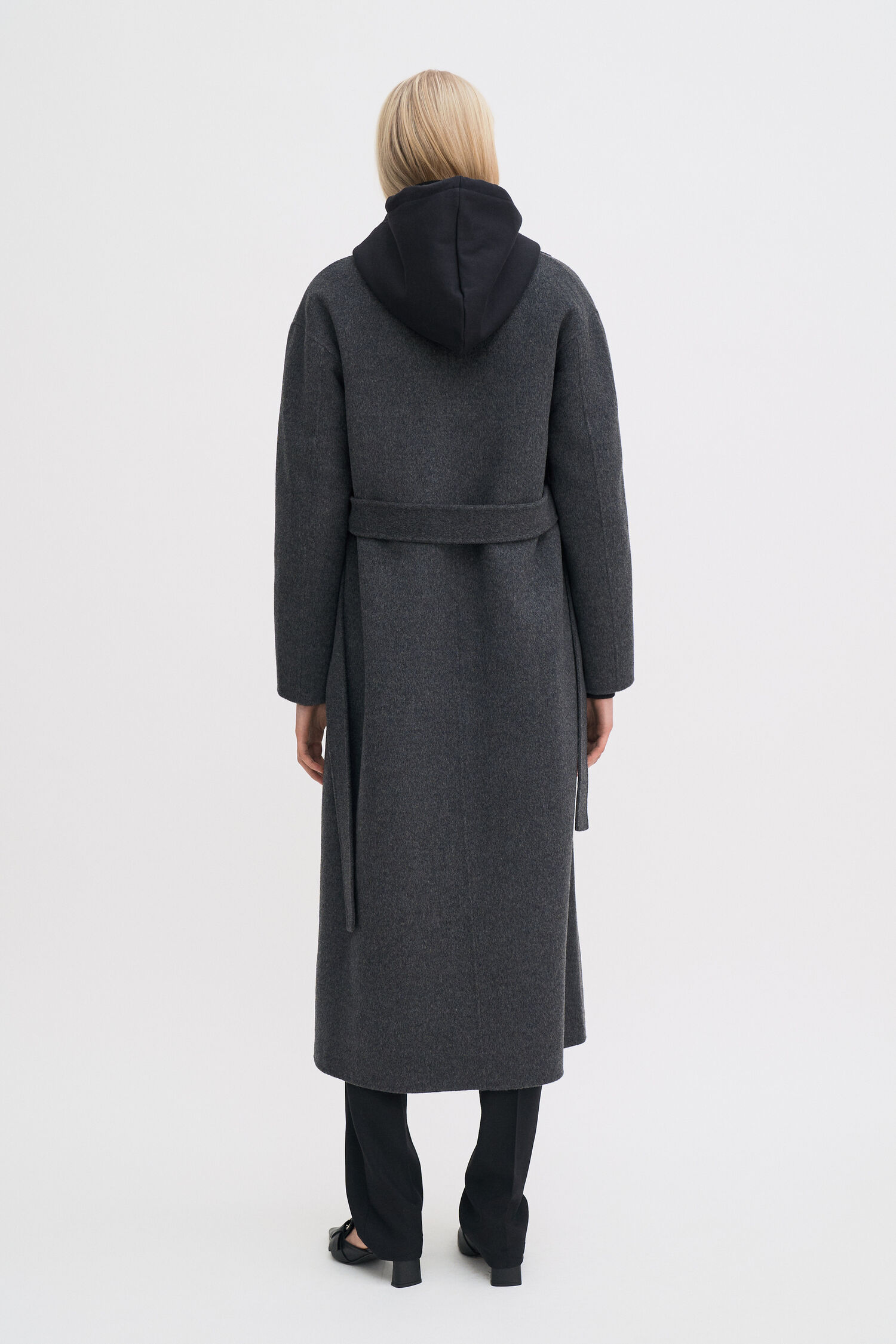 Alexa Coat