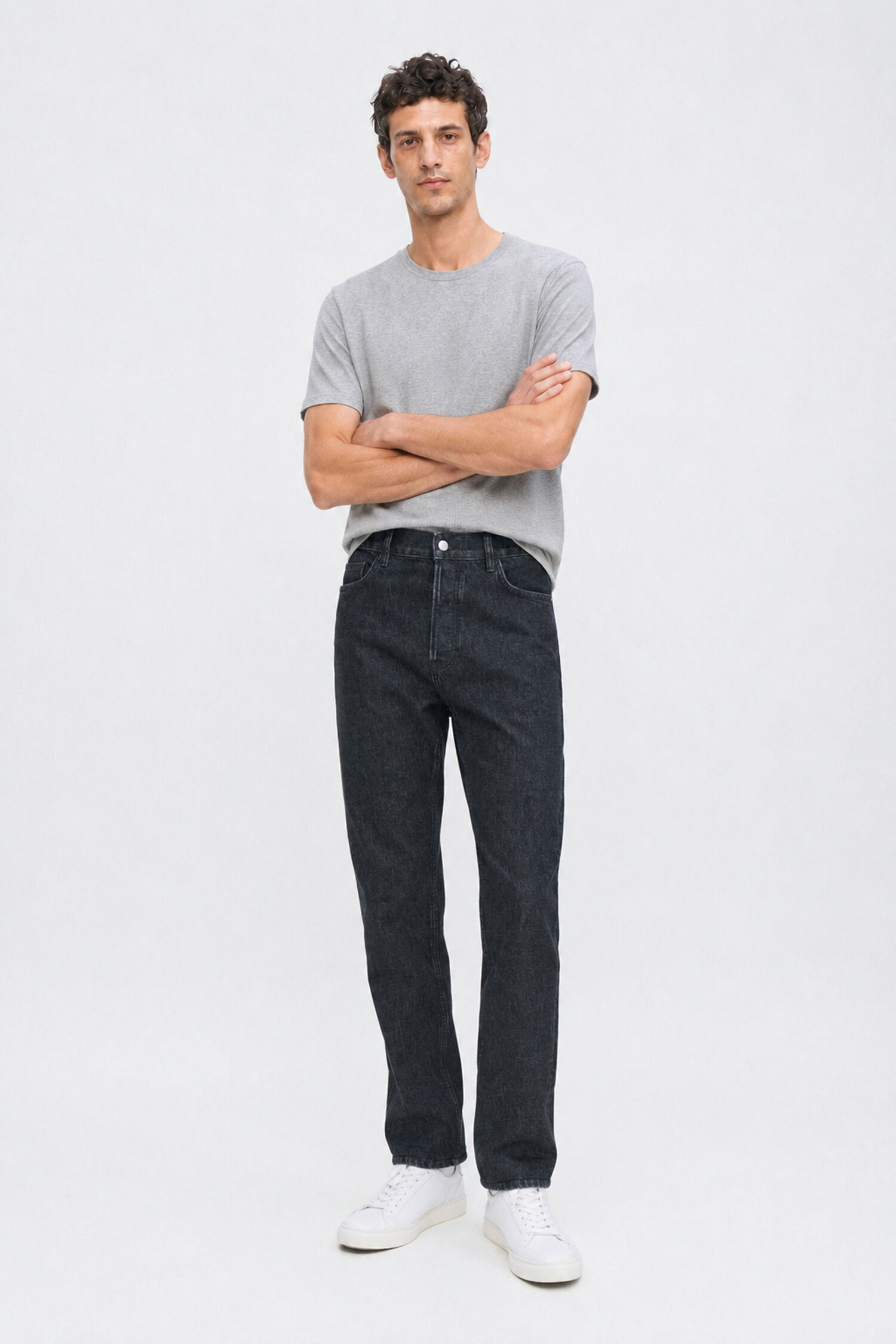 Tapered Cropped Jeans