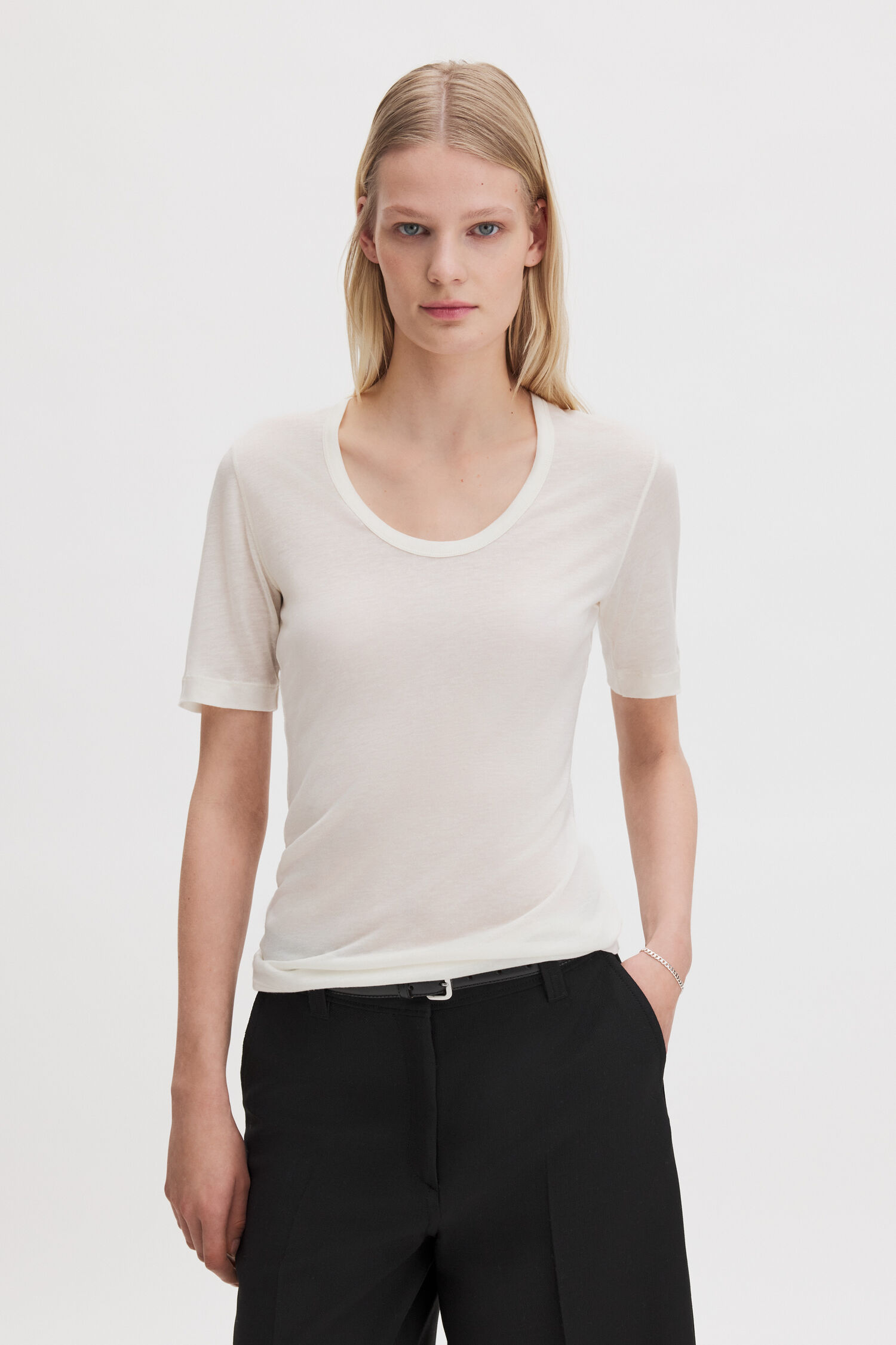 Lyocell Cashmere Scoop Tee