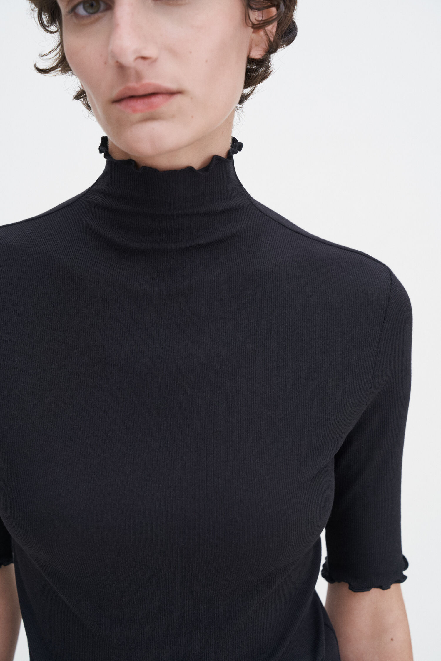 Rib Mock Neck Tee