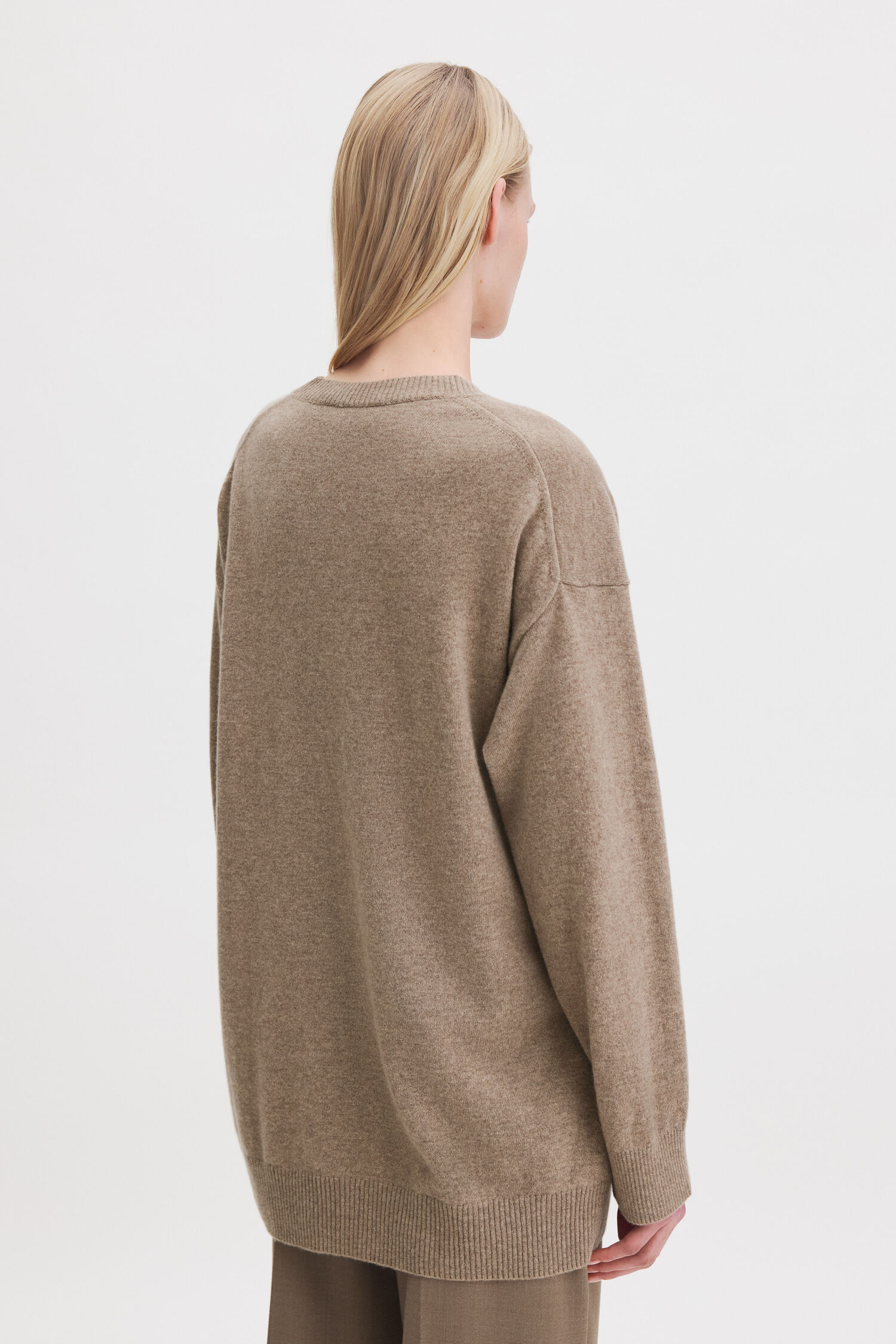 Long V-Neck Cashmere Sweater