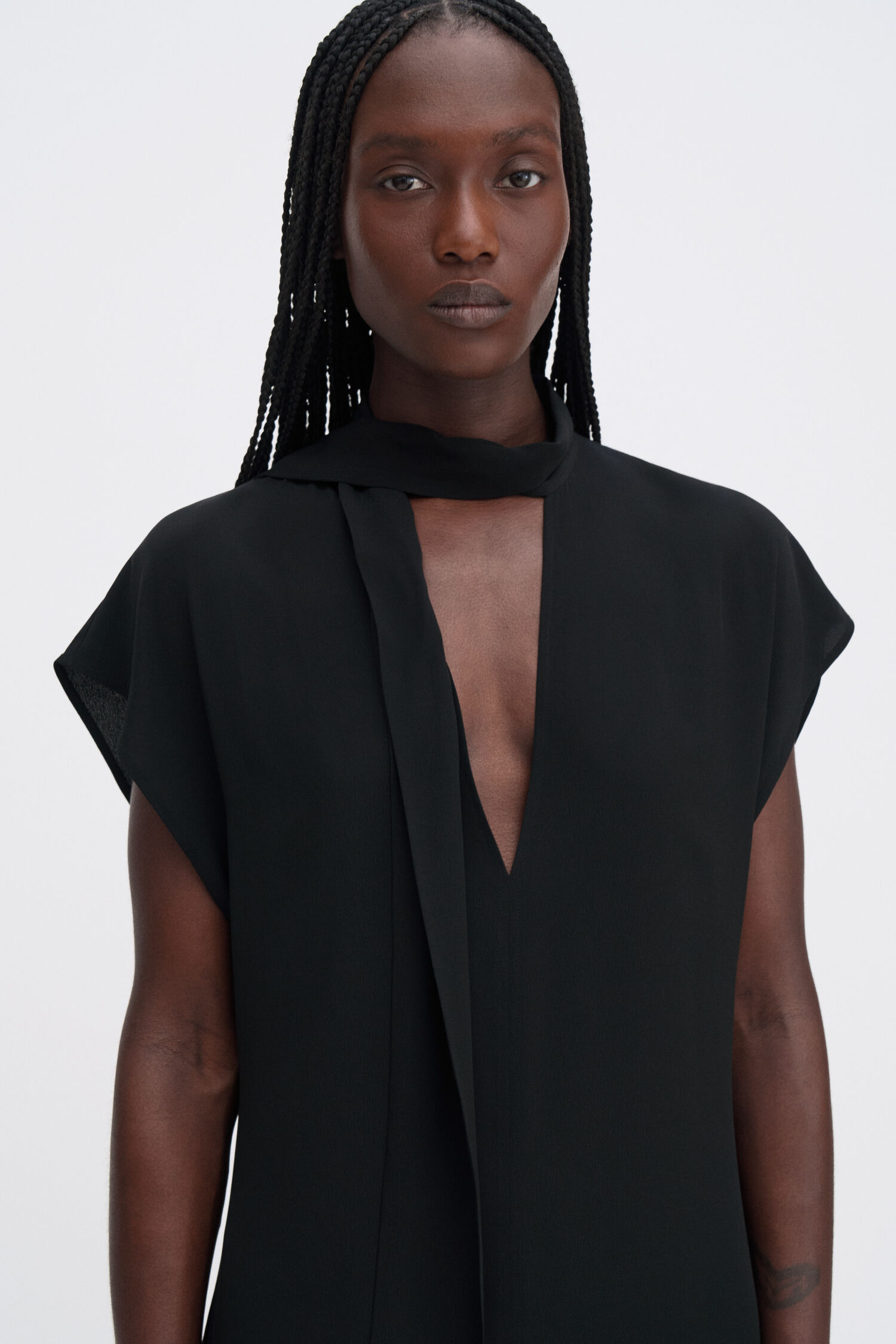 Long Tie-neck Dress