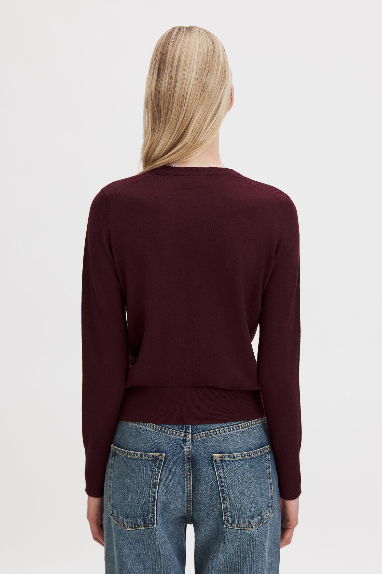 Merino R-neck Sweater
