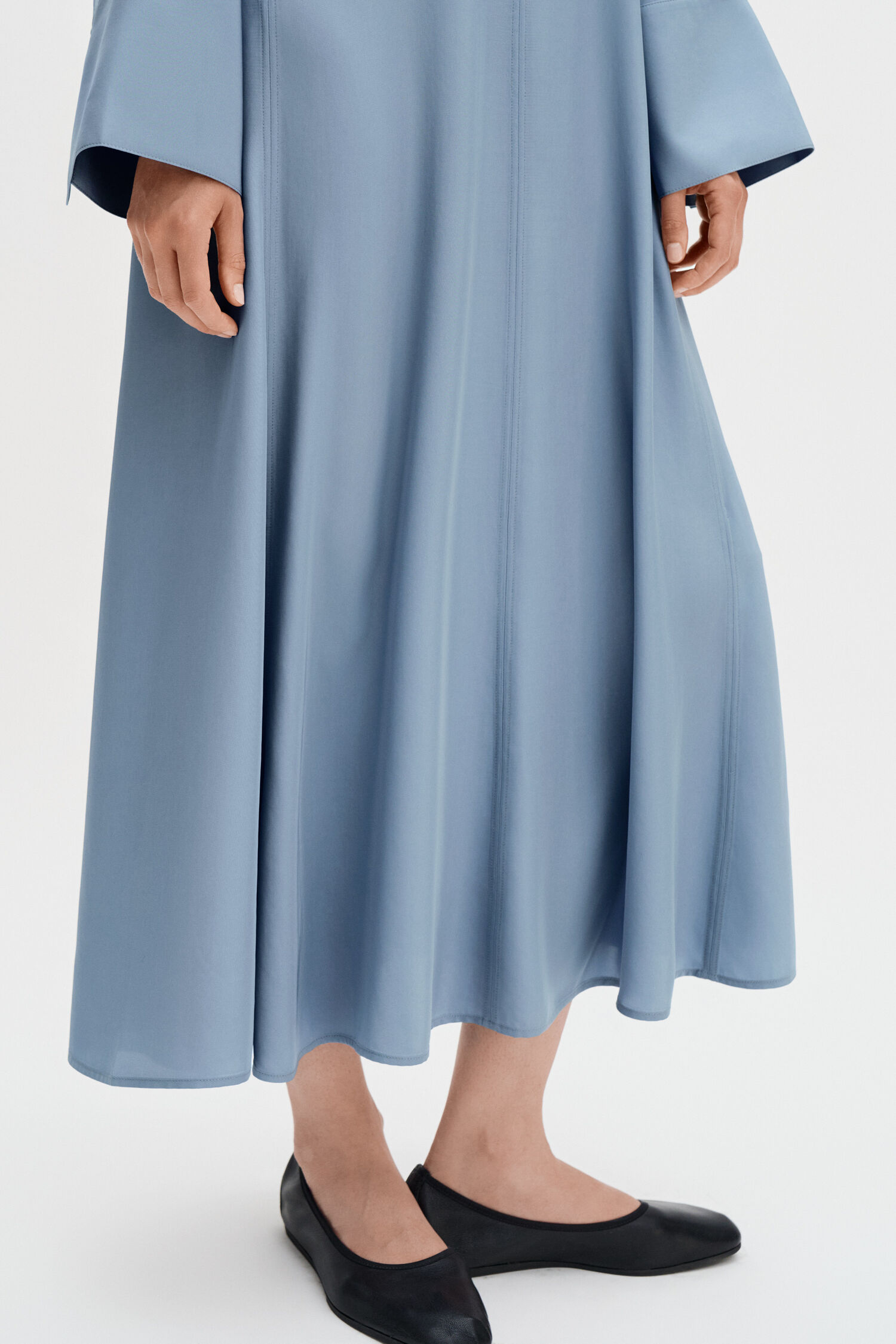 Fluid Raglan Dress