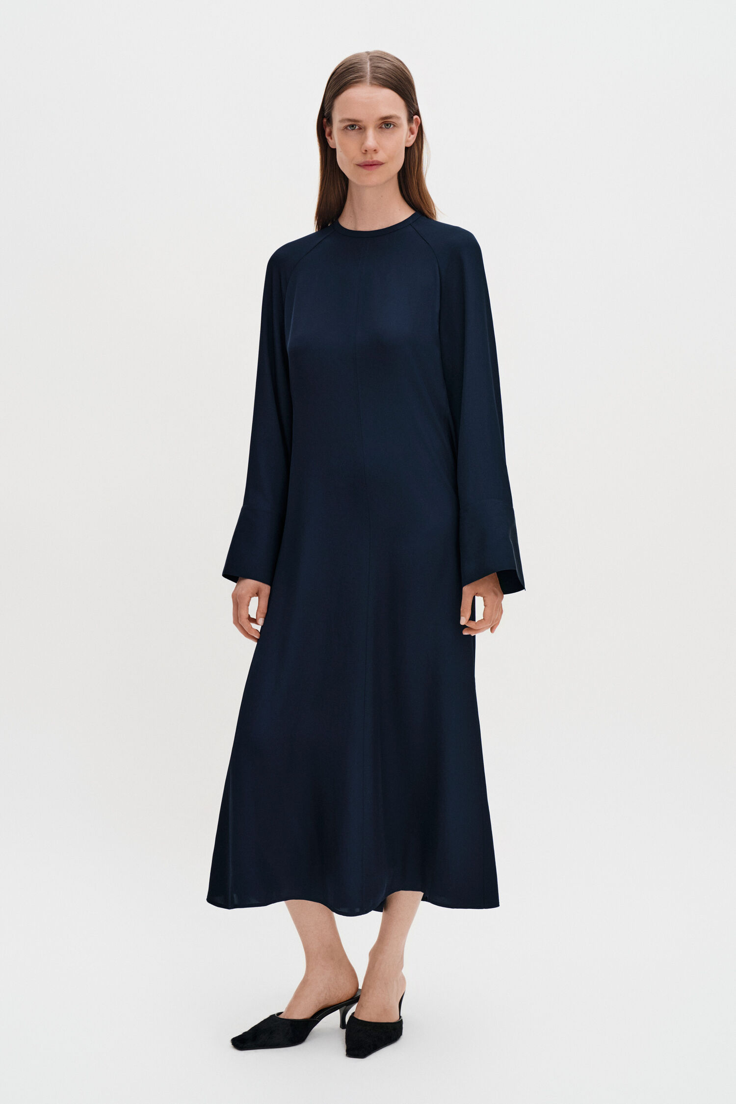 Fluid Raglan Dress