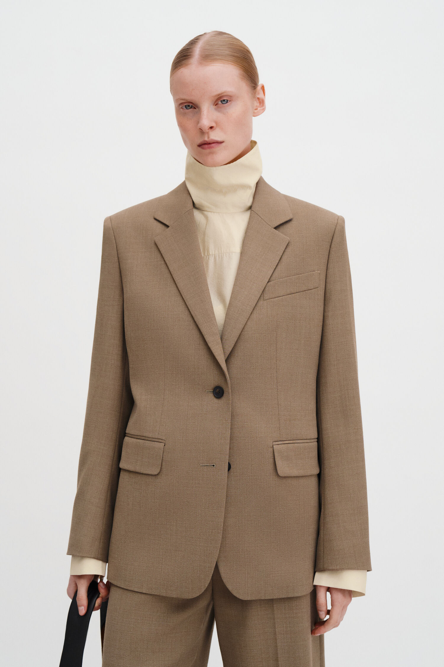 Delilah Blazer