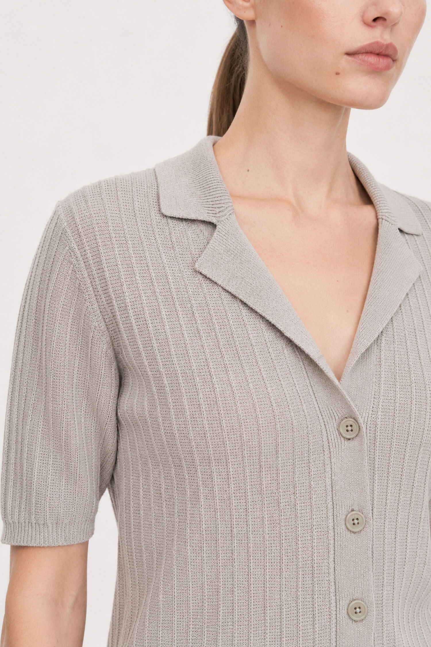 Shortsleeve Collar Cardigan