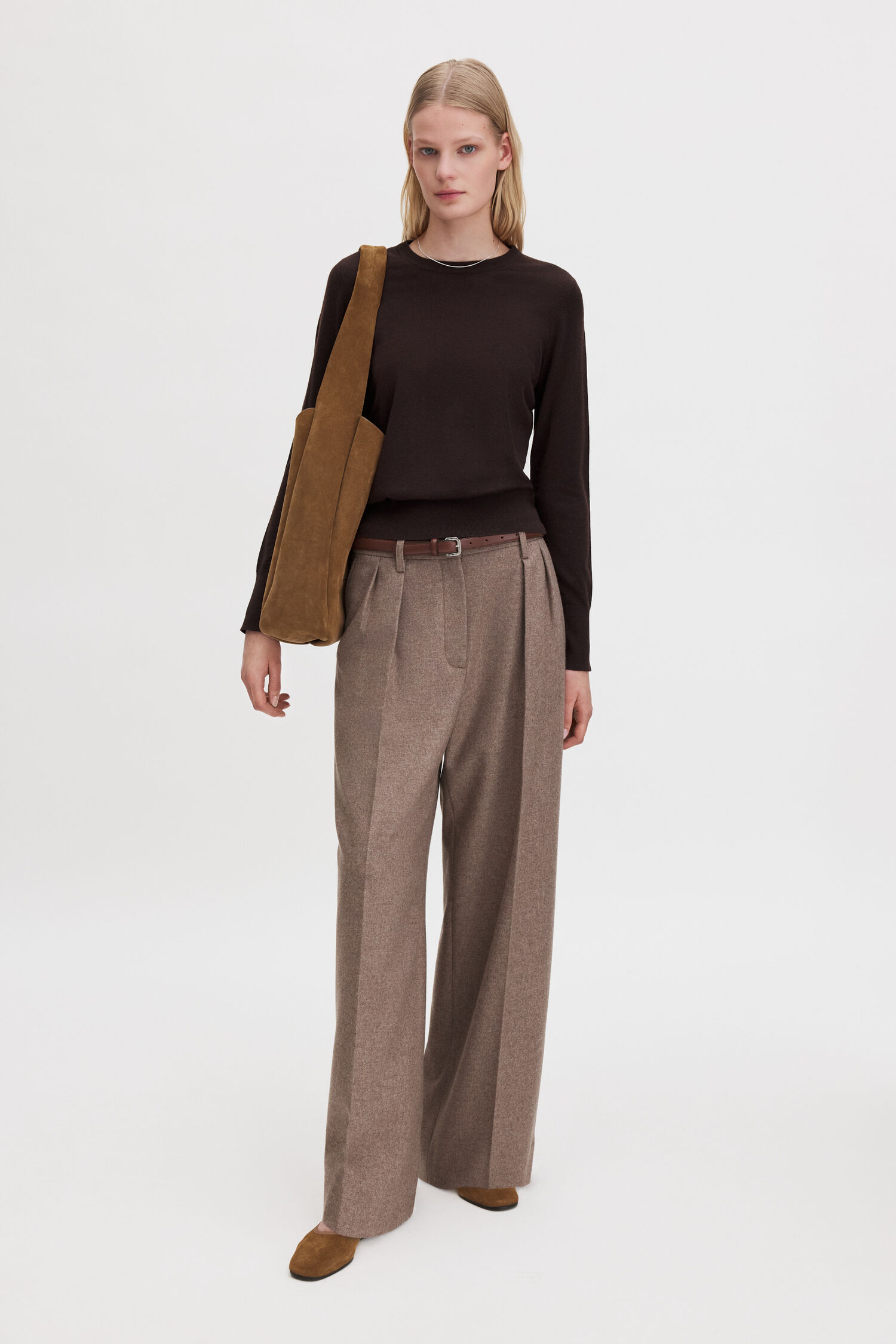 Merino R-neck Sweater